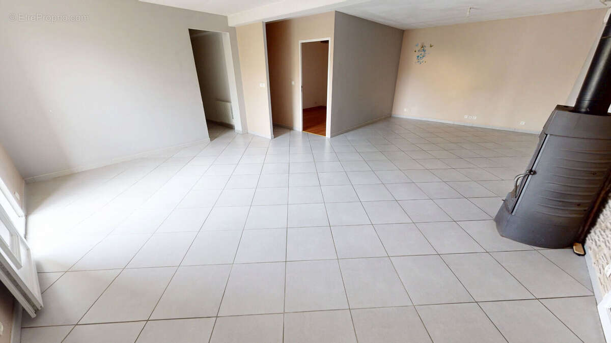 Maison à PORT-EN-BESSIN-HUPPAIN