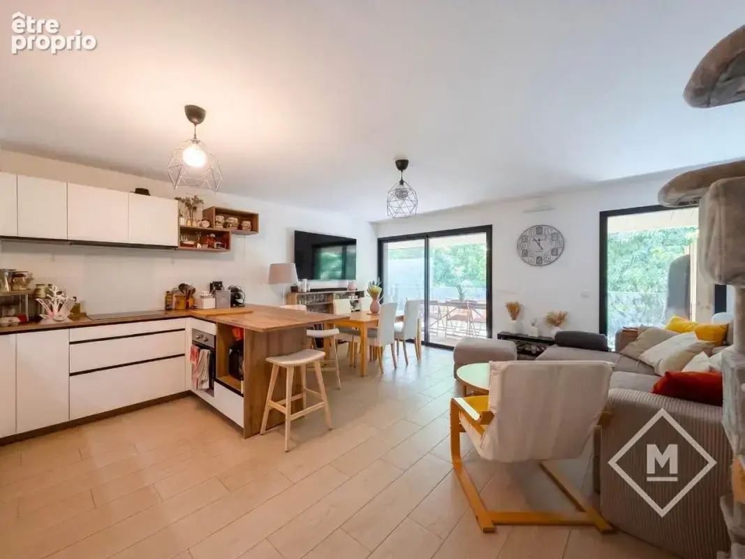Superbe appartement  T4/T5 à Marseille Saint Victor, DPE B, 85m² avec terrasses - photo 4