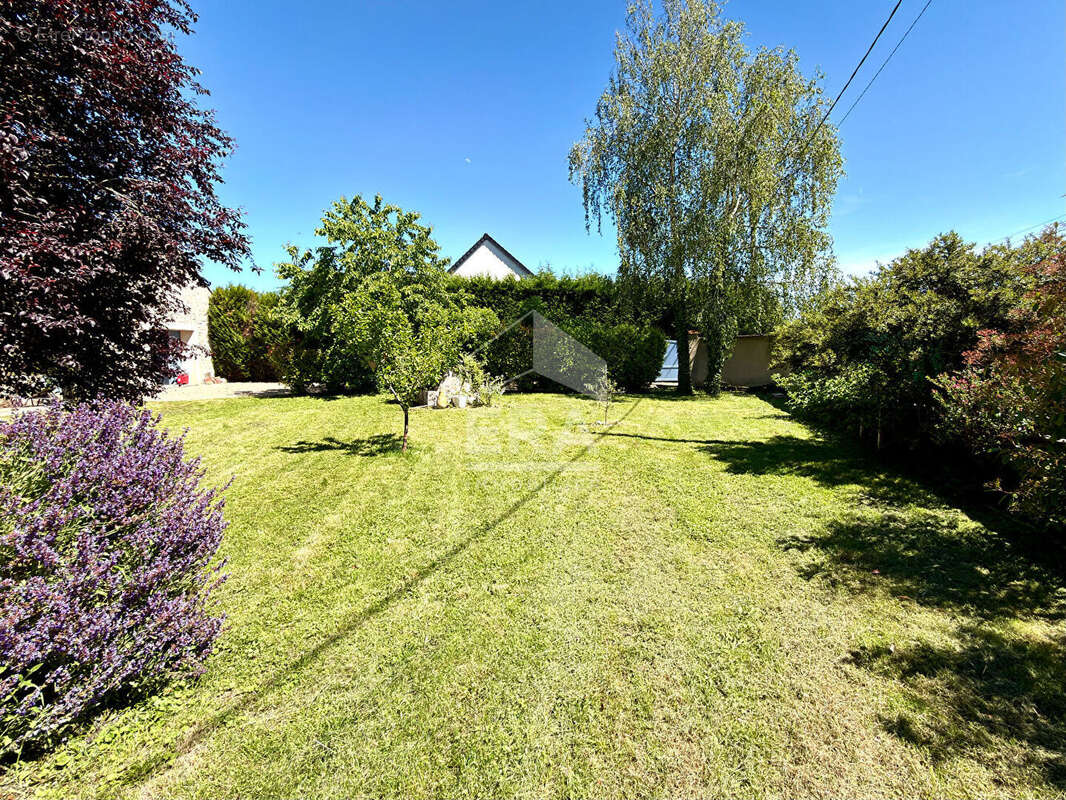 Maison à EGREVILLE