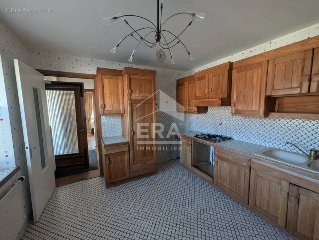 Maison à PIERREFONTAINE-LES-VARANS