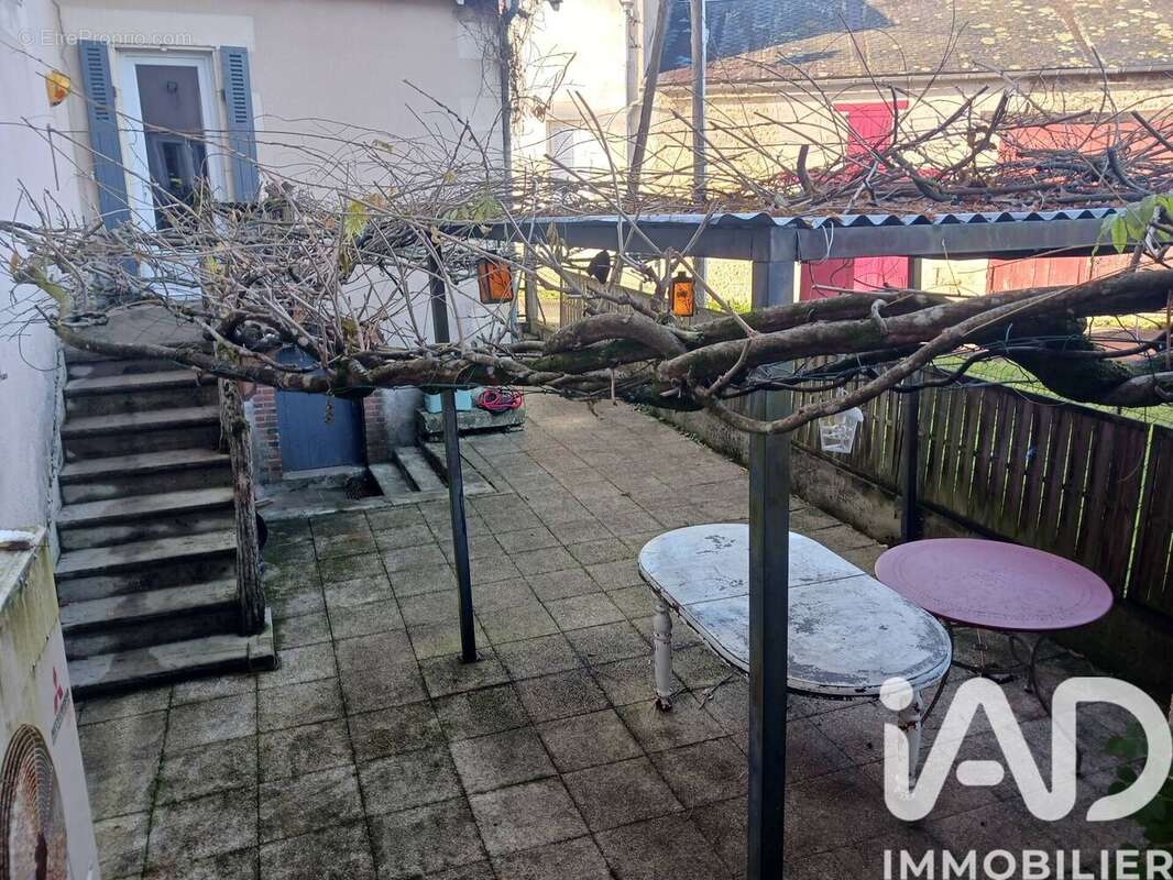 Photo 4 - Maison à SOMMIERES-DU-CLAIN