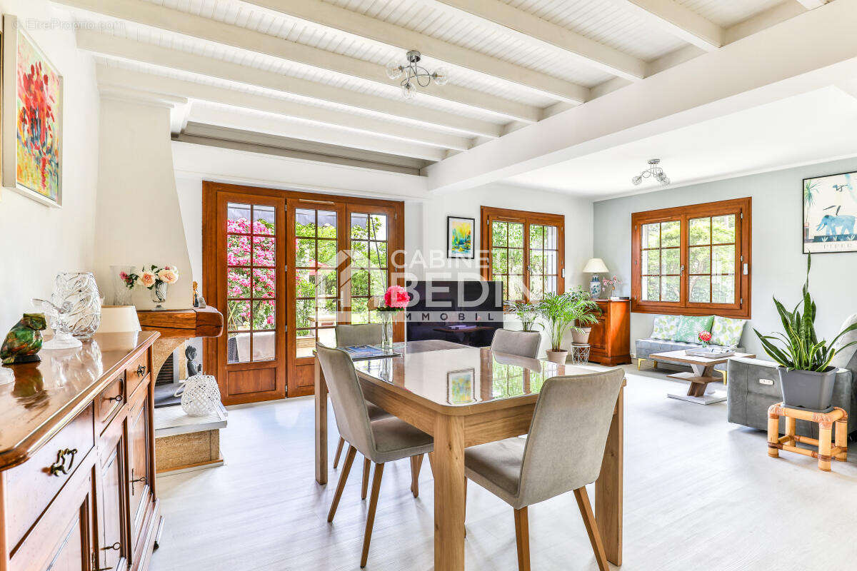 Maison à GUJAN-MESTRAS