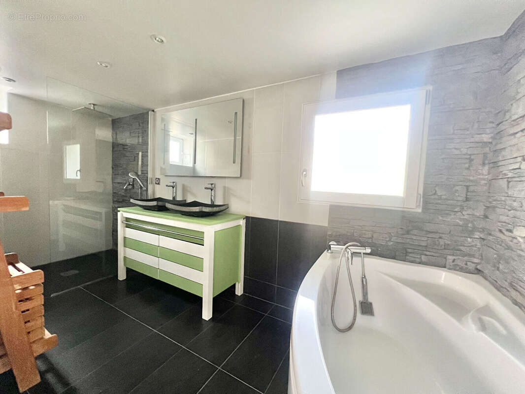 Maison à CONFLANS-SAINTE-HONORINE