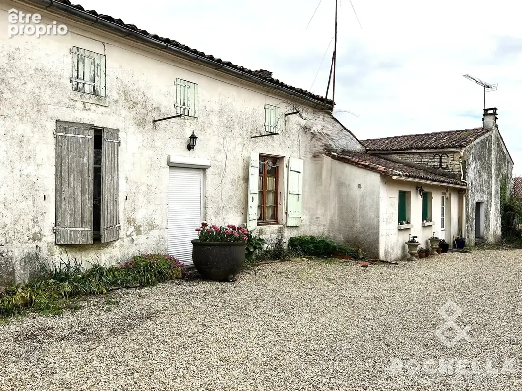Maison 169 m² à Gourvillette  - photo 2