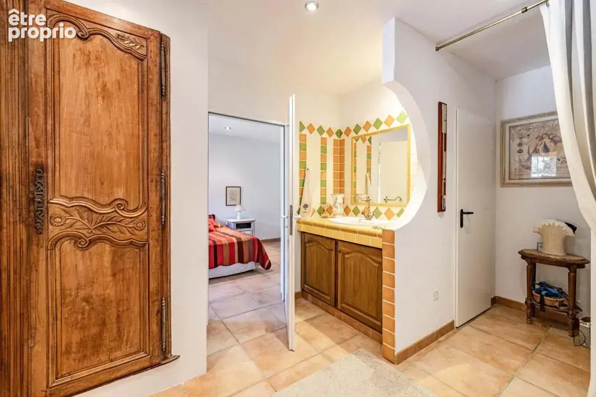 Dans l’arrière-pays varois, au cœur de la Provence Verte/MAISON PLEIN PIED/PISCINE/4200 m2 TERRAIN/ CALME/ SANS VIS A VIS/GARAGE - photo 12