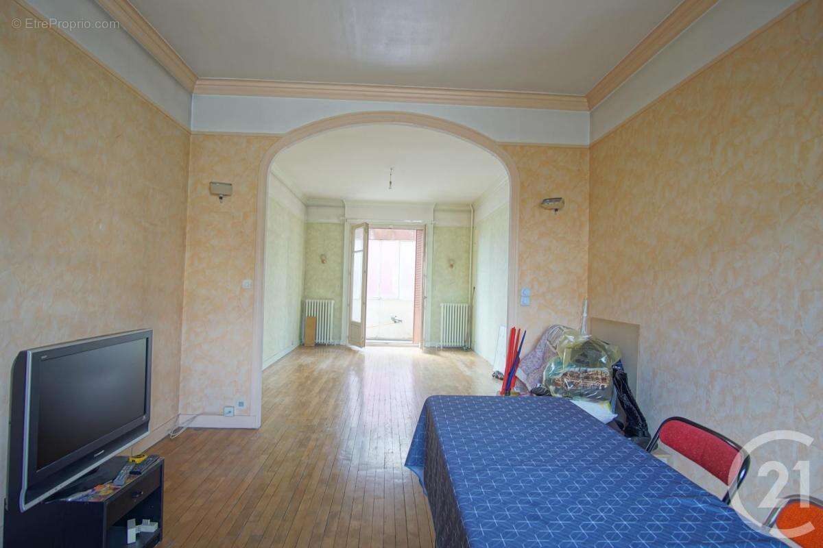 Maison à CHOISY-LE-ROI