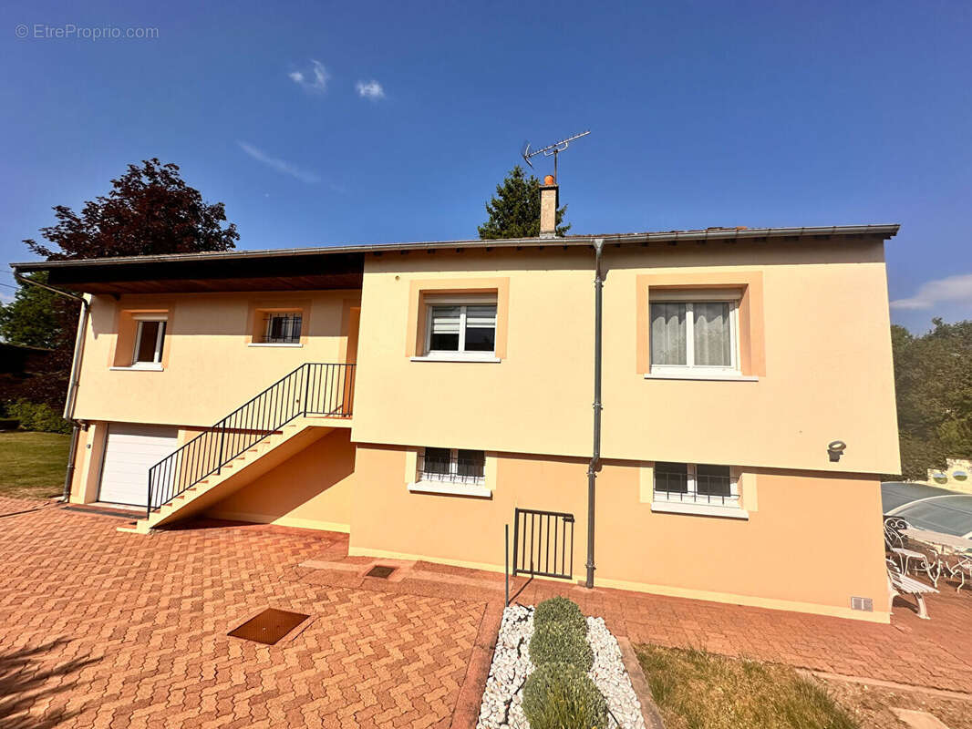 Maison à AUBIGNY-SUR-NERE