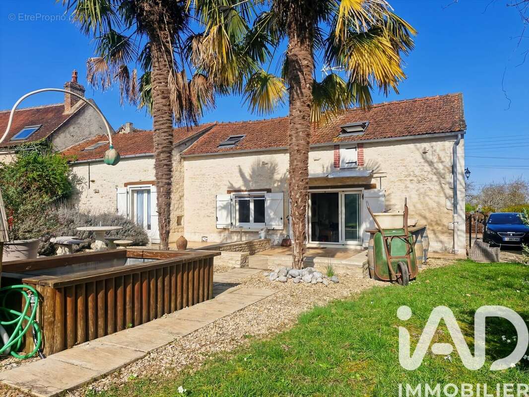 Maison 80 m² à Mont-Saint-Sulpice  - photo 2