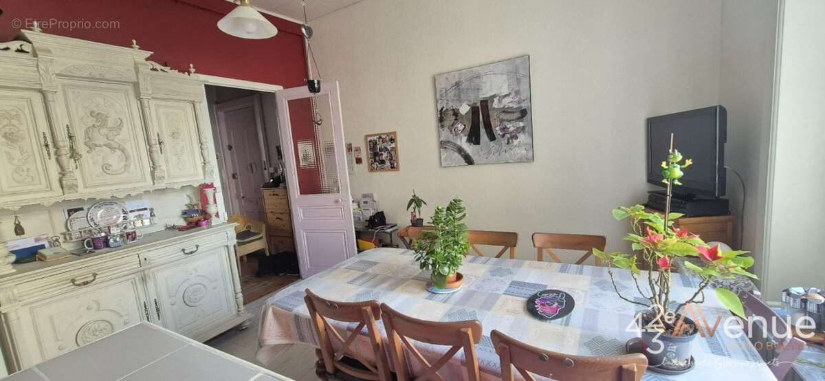 Appartement à SAINT-ETIENNE