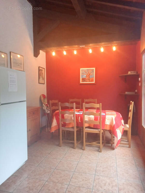 Maison à SAINT-LAURENT-DE-CERDANS