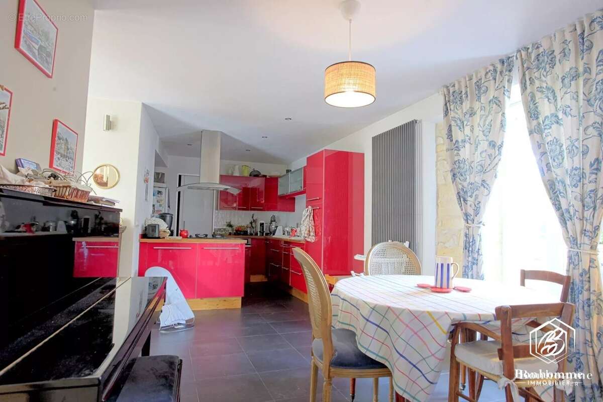 Maison à CASTRES-GIRONDE