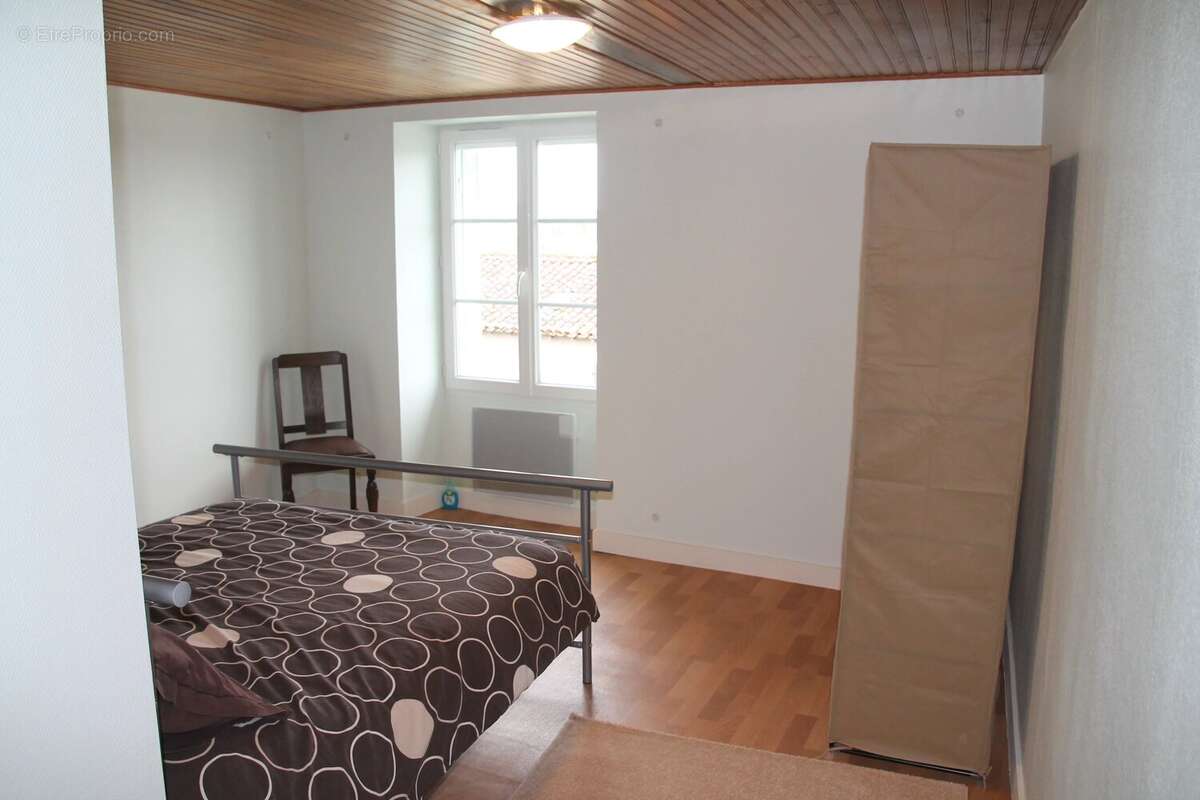 Excellente opportunité d'investissement : immeuble comprenant 3 petits appartements destinés à la location - photo 15