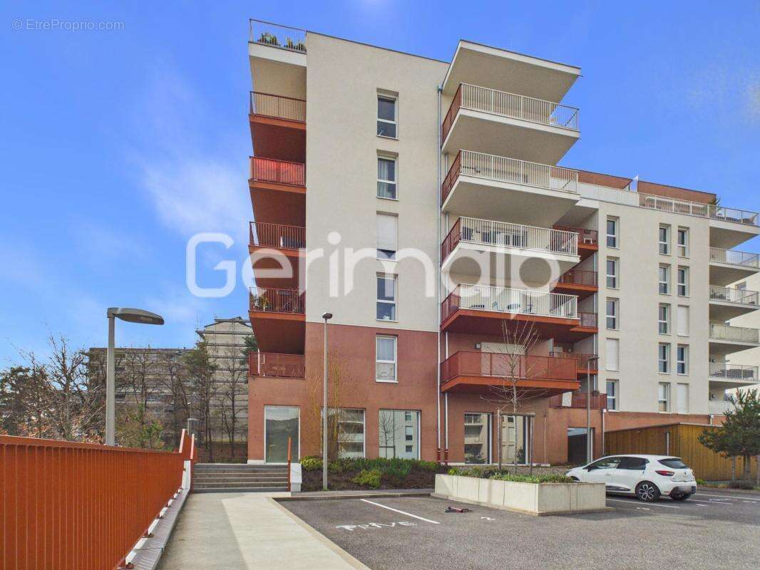 Appartement à SEYNOD