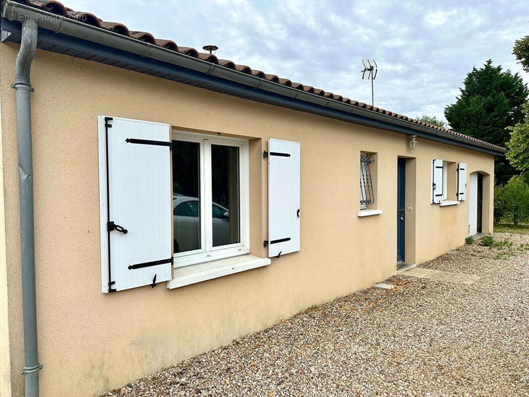 Maison 90 m² à Terce  - photo 9