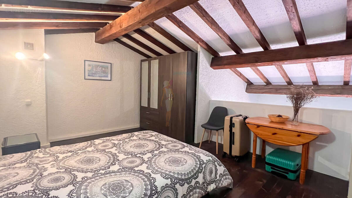 Appartement à LES ISSAMBRES