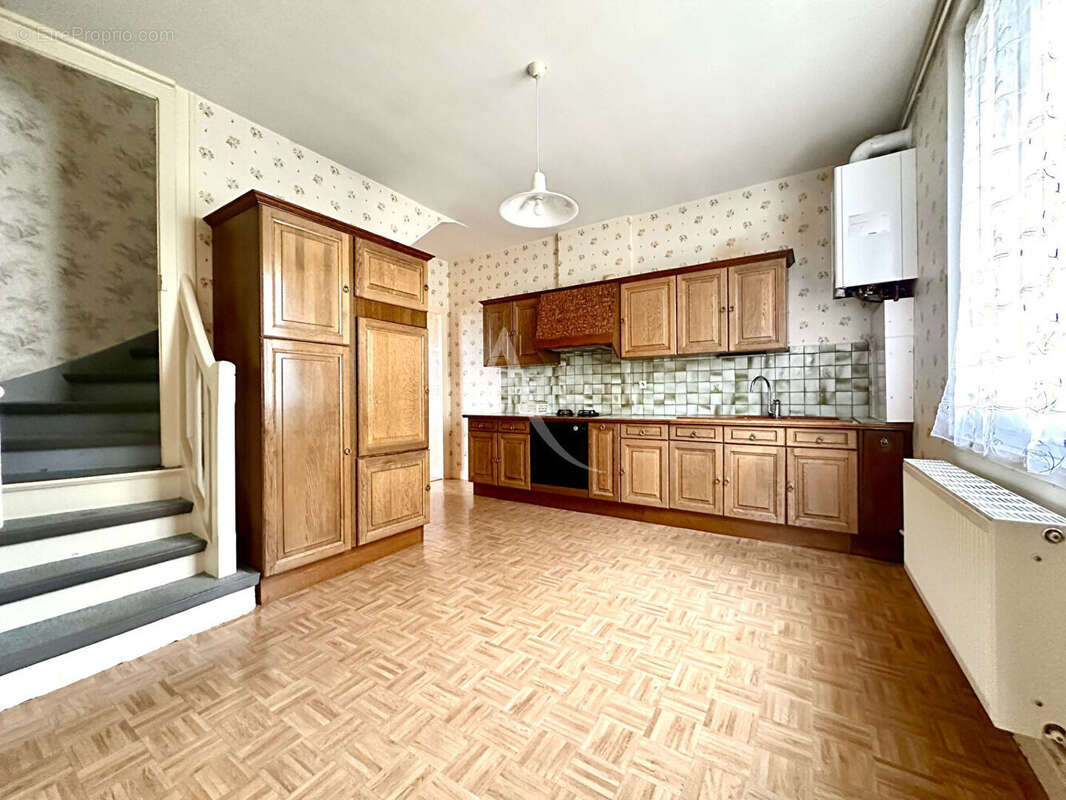 Maison à DAMELEVIERES