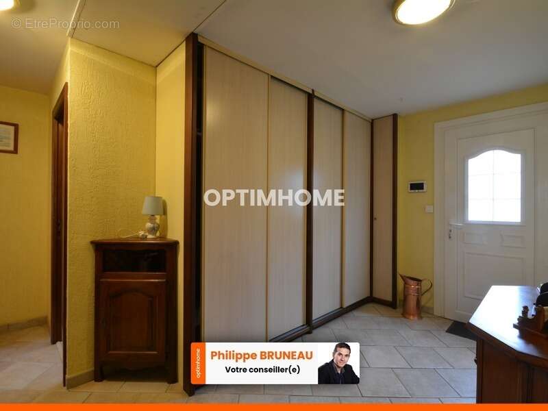 Maison à LA CHAUSSEE-D&#039;IVRY