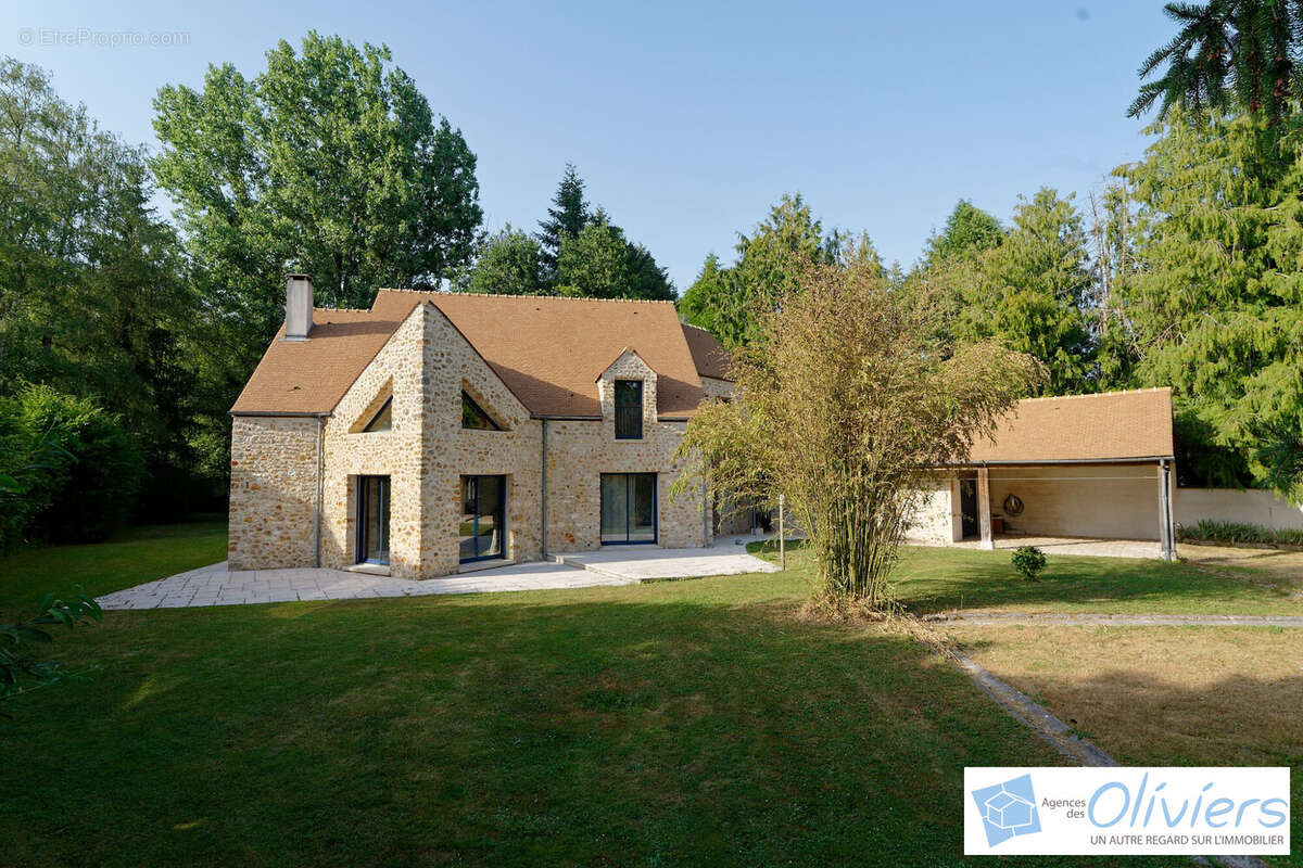 Maison à BULLION