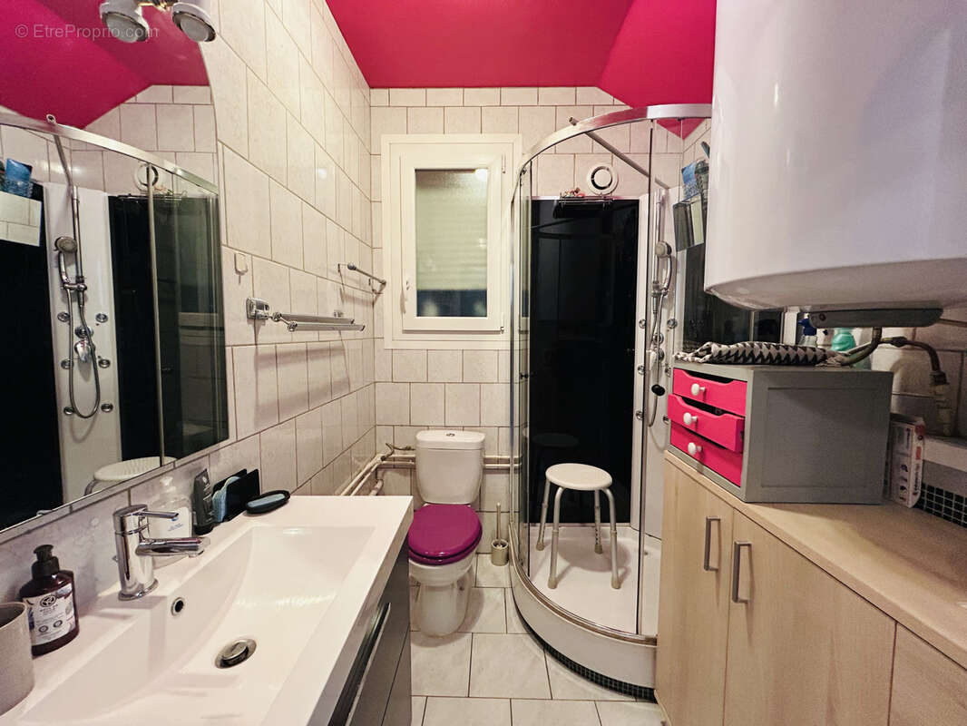 Maison à SAINT-LAURENT-DE-CERDANS