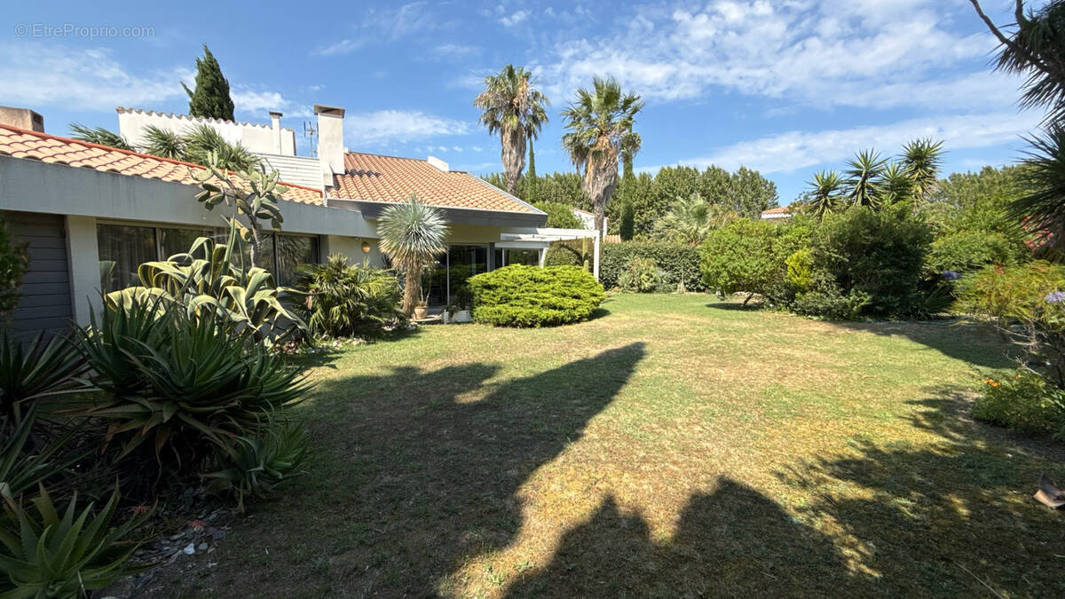 Maison à SAINT-CYPRIEN