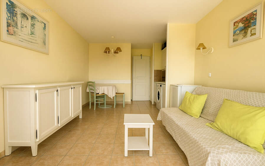 Appartement à LES ISSAMBRES