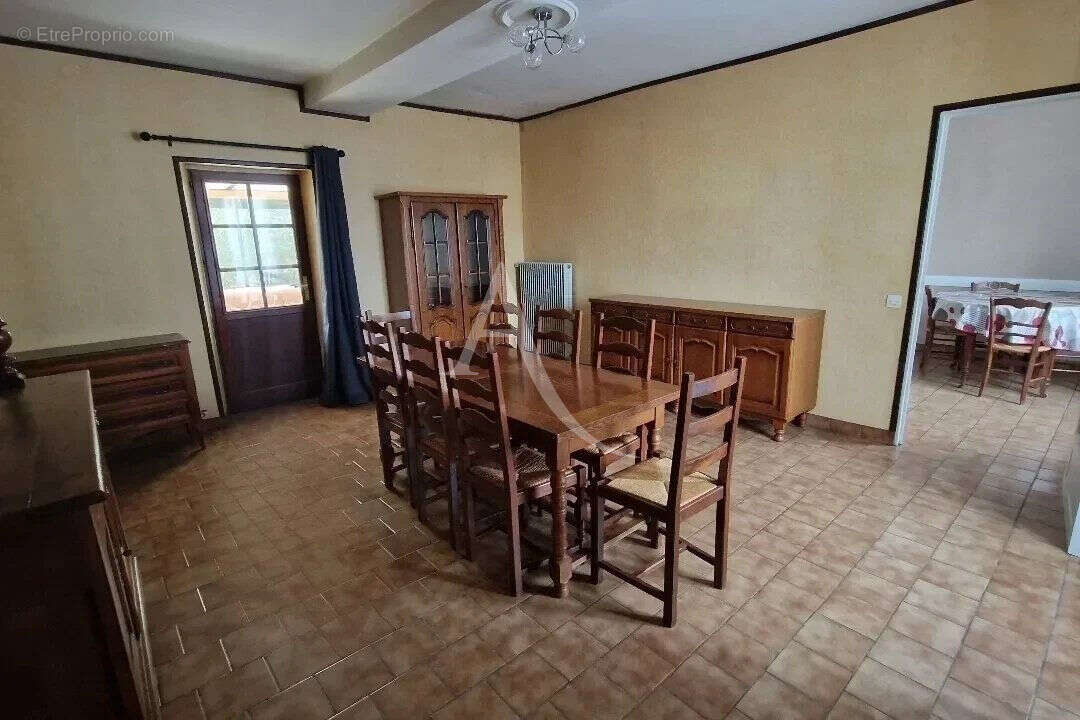 Maison à SEICHES-SUR-LE-LOIR