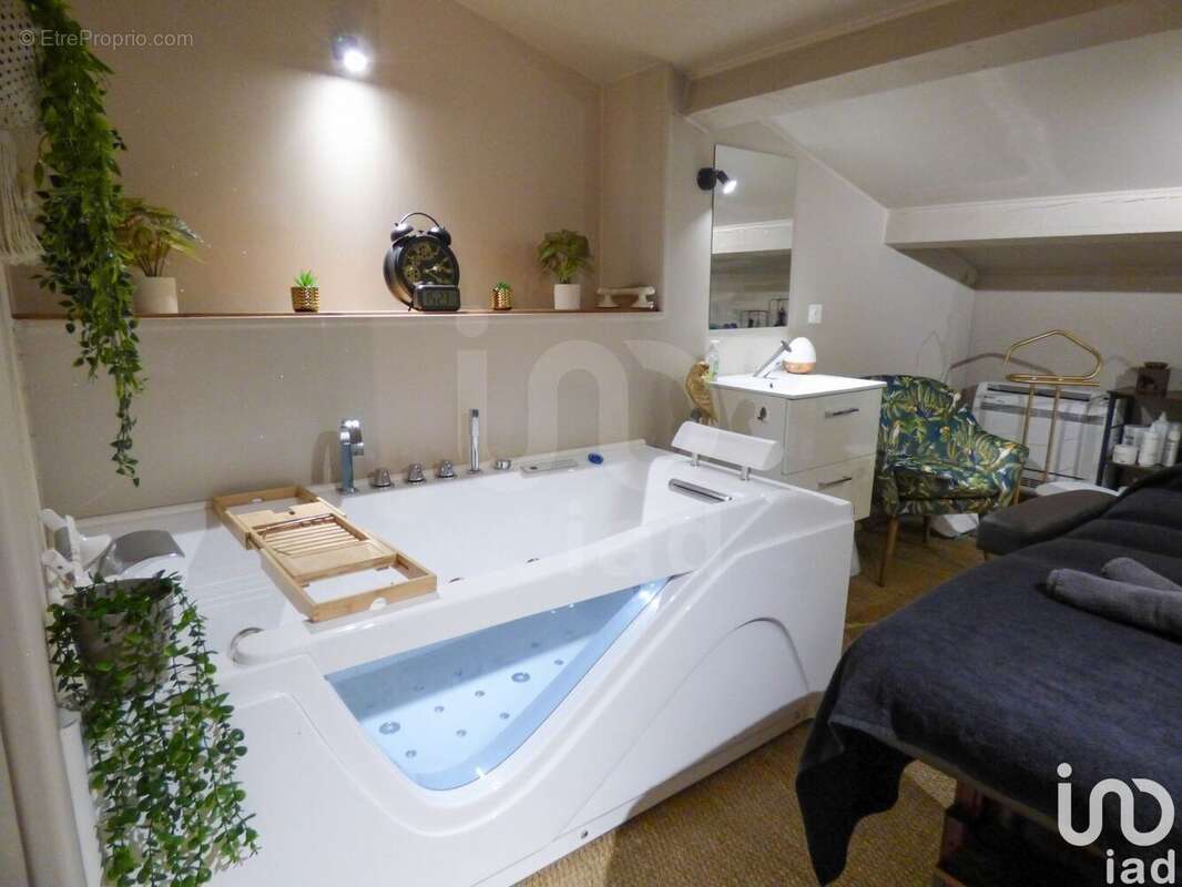 Photo 8 - Commerce à FAYENCE