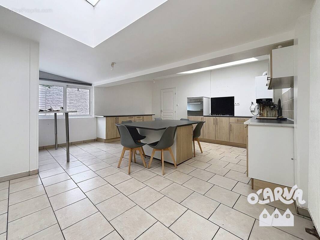 Maison à ARMBOUTS-CAPPEL