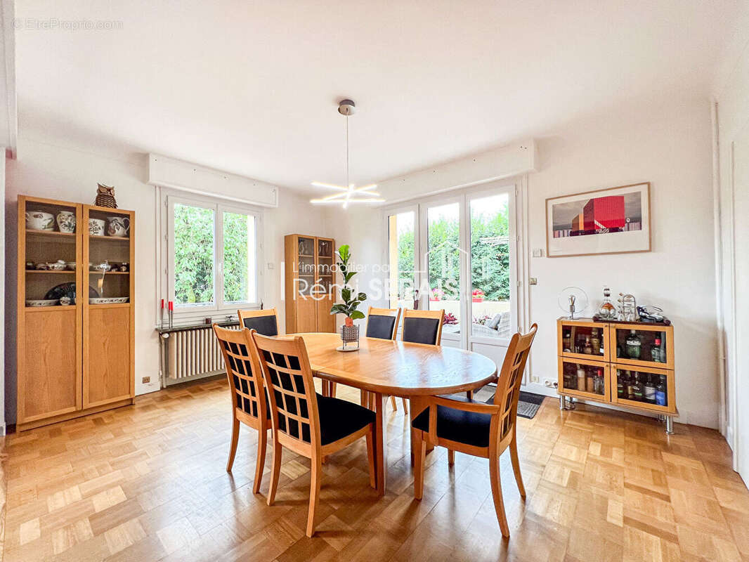 Maison à CONDE-SUR-NOIREAU