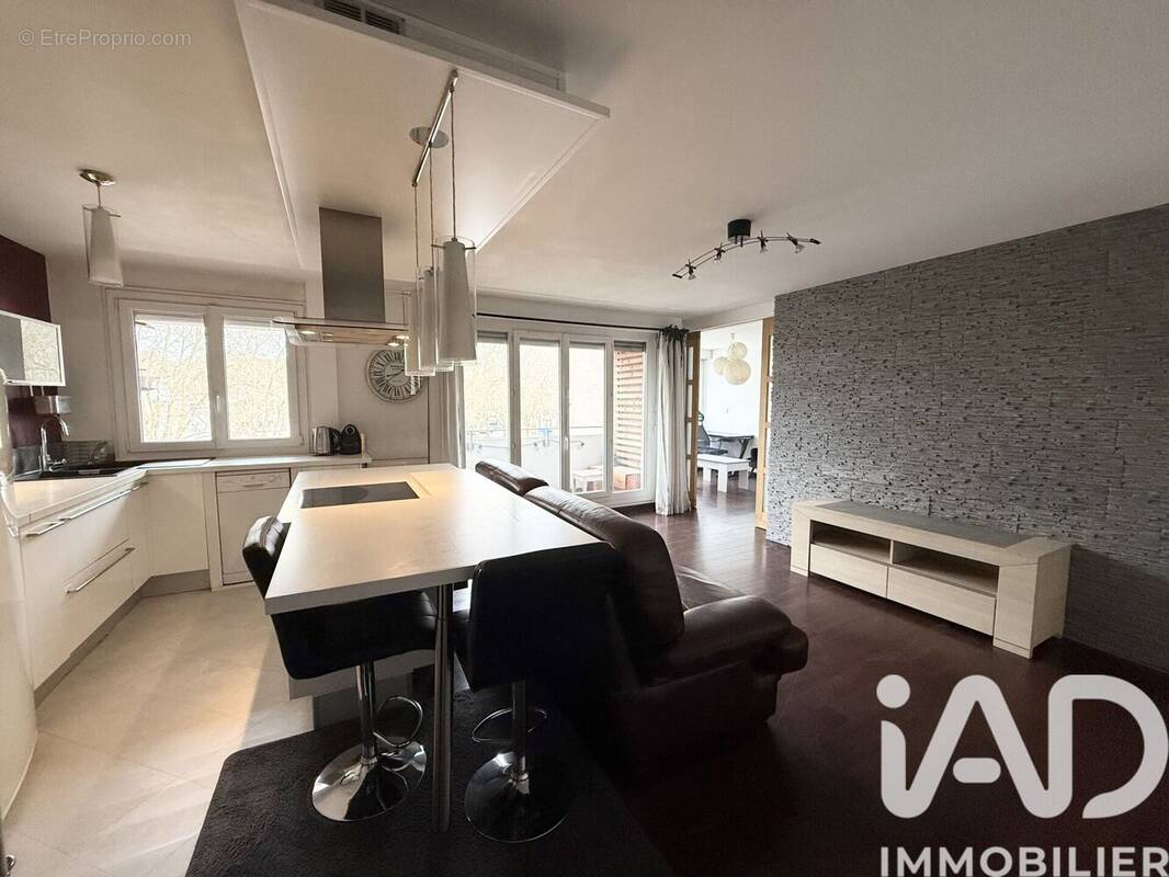 Photo 1 - Appartement à MELUN