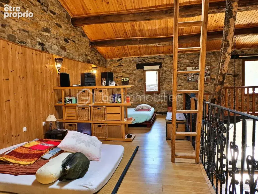  Maison de caractère de 138 m² dans un hameau au calme sur les hauteurs de Riols - photo 5
