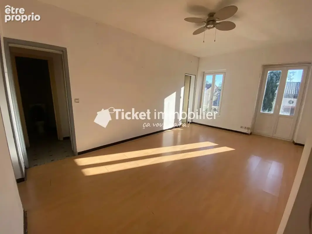 Appartement t3 55m2 pompignan 1er étage, 2,80 m sous plafond, chambres côté jardin, sans charges de copropriété, toiture neuve e - photo 4