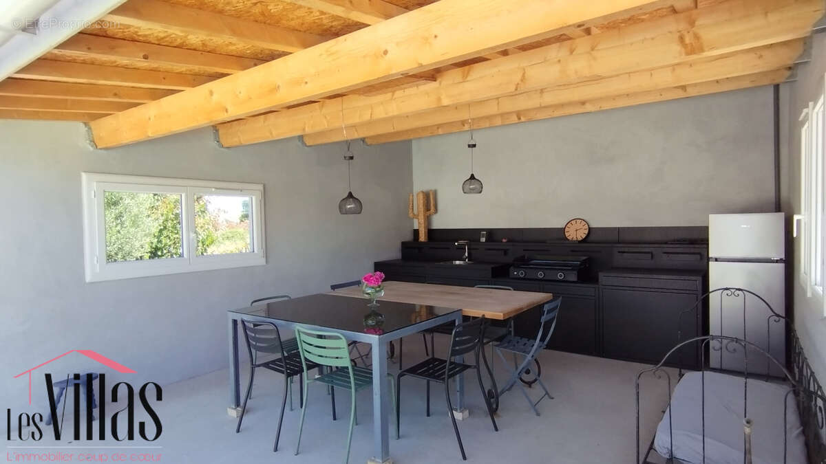Villa 4 faces de plain-pied avec piscine - photo 4