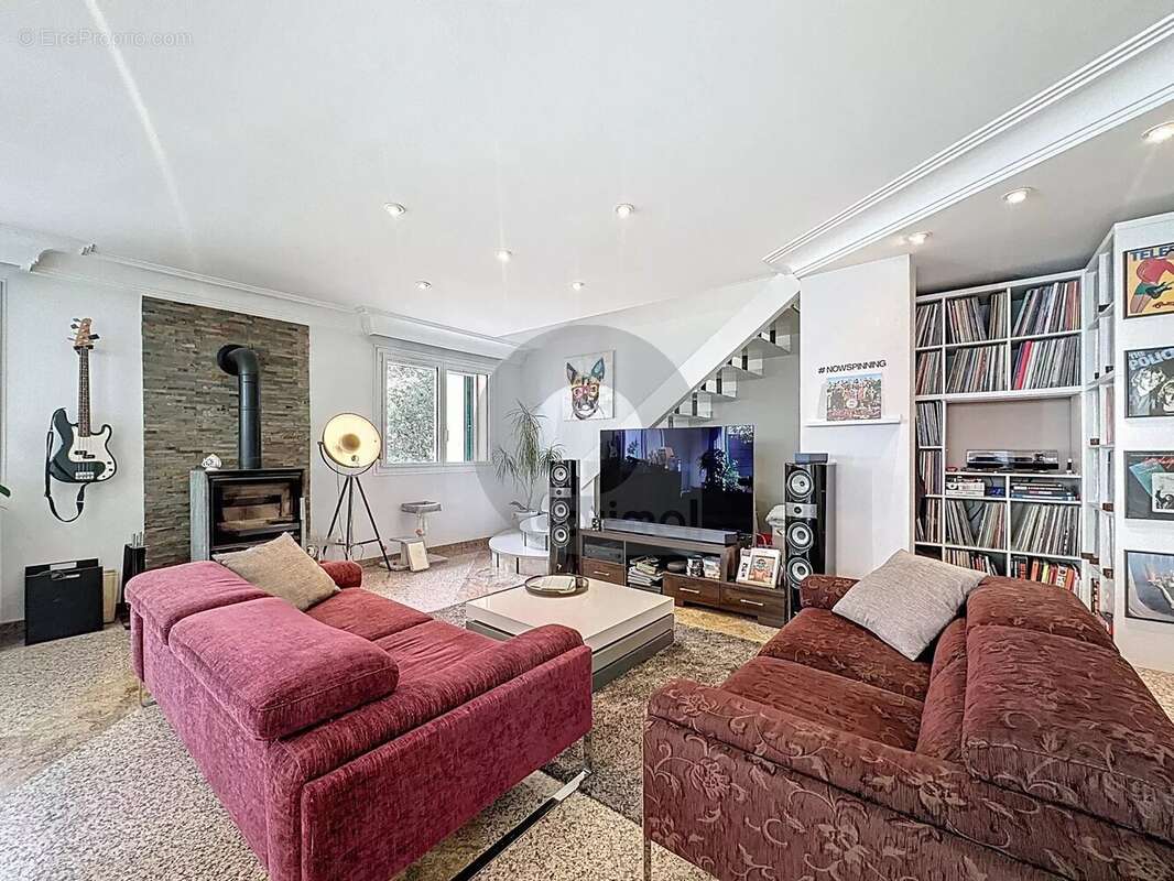 Appartement à MENTON