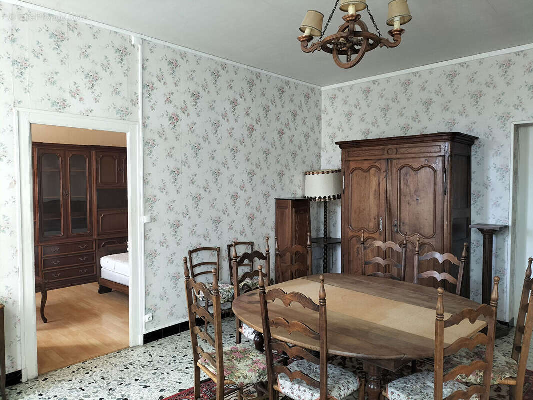 Maison à TONNAY-CHARENTE