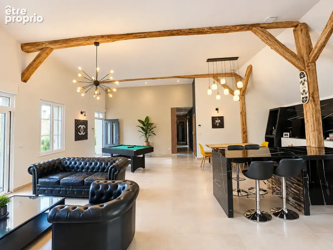 Longère de charme entièrement restaurée   168 m2   Montgueux - photo 6