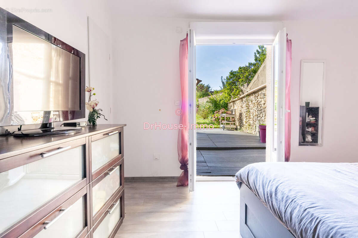 Maison à GARANCIERES