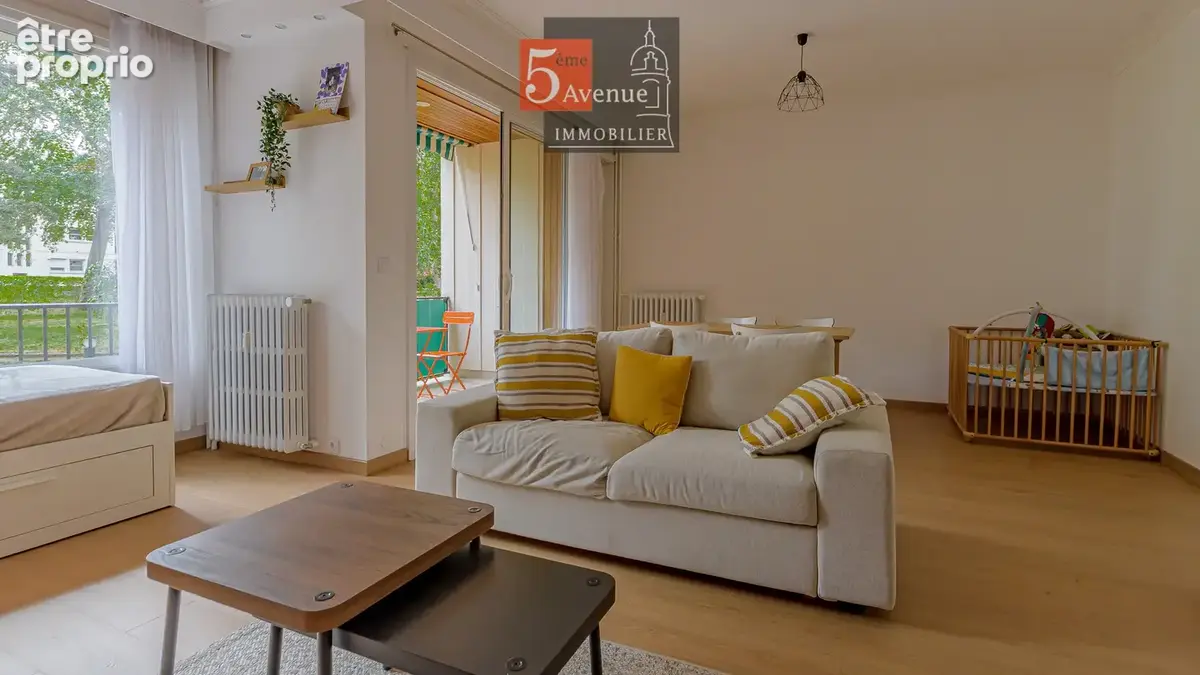 À vendre Appartement familial 126 m2 avec loggia, parking et 4 chambres - photo 2