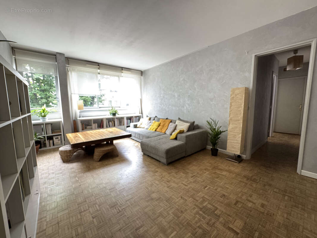 Appartement à LE PERREUX-SUR-MARNE