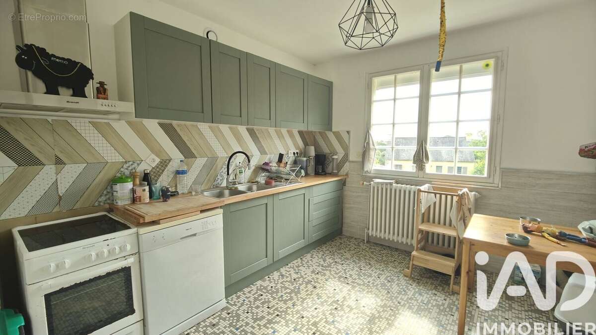Maison 130 m² à Vitre  - photo 7