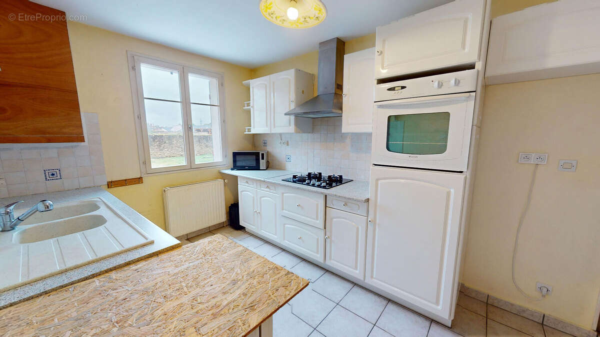 Maison à FOURCHAMBAULT