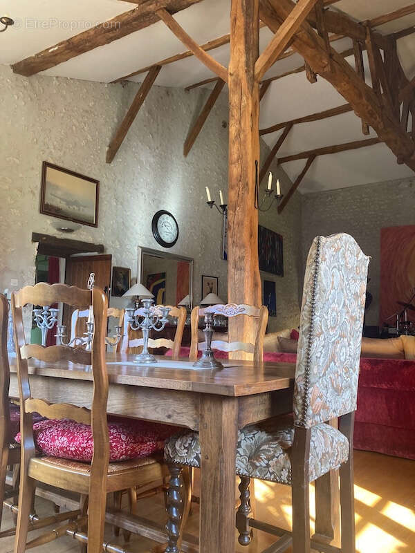 Maison à POULLIGNAC