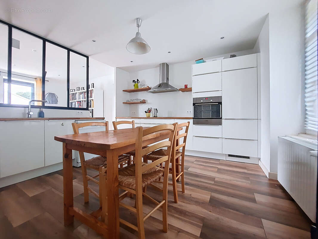 Maison à SAINT-SYMPHORIEN-D'OZON