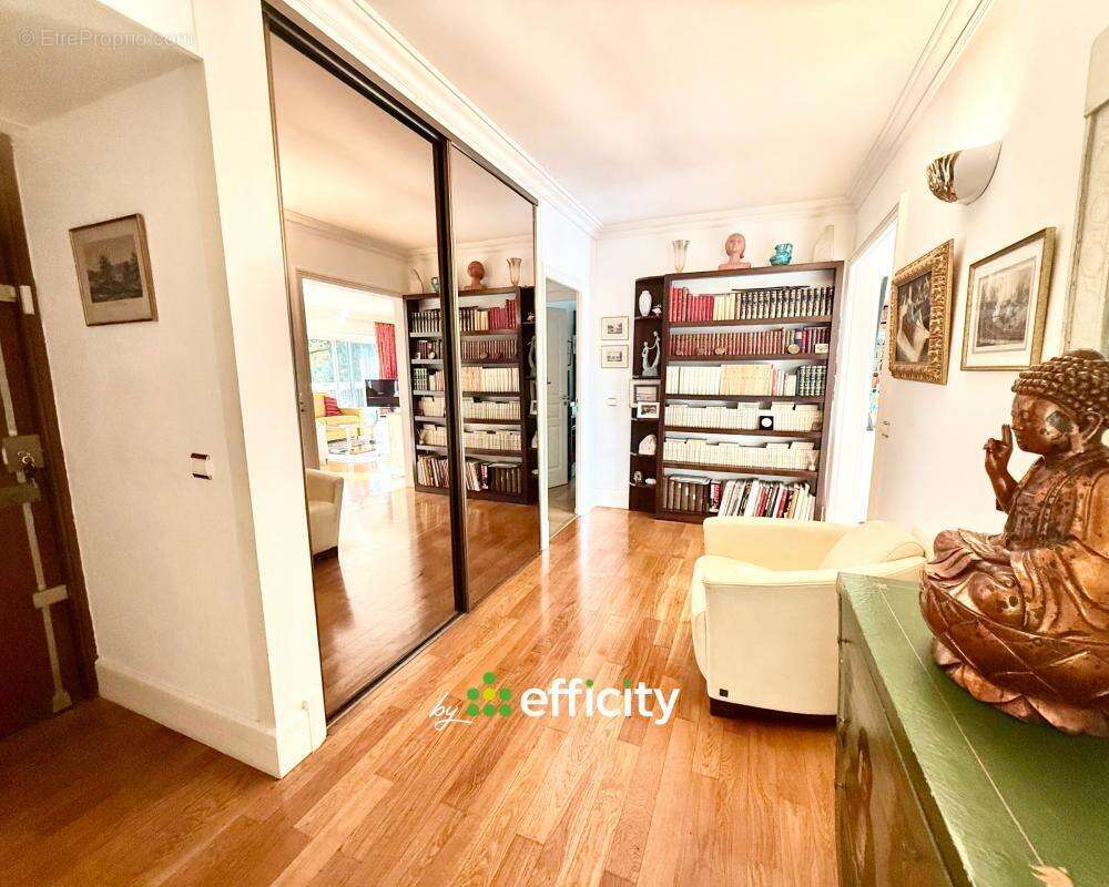 Appartement à LE CHESNAY