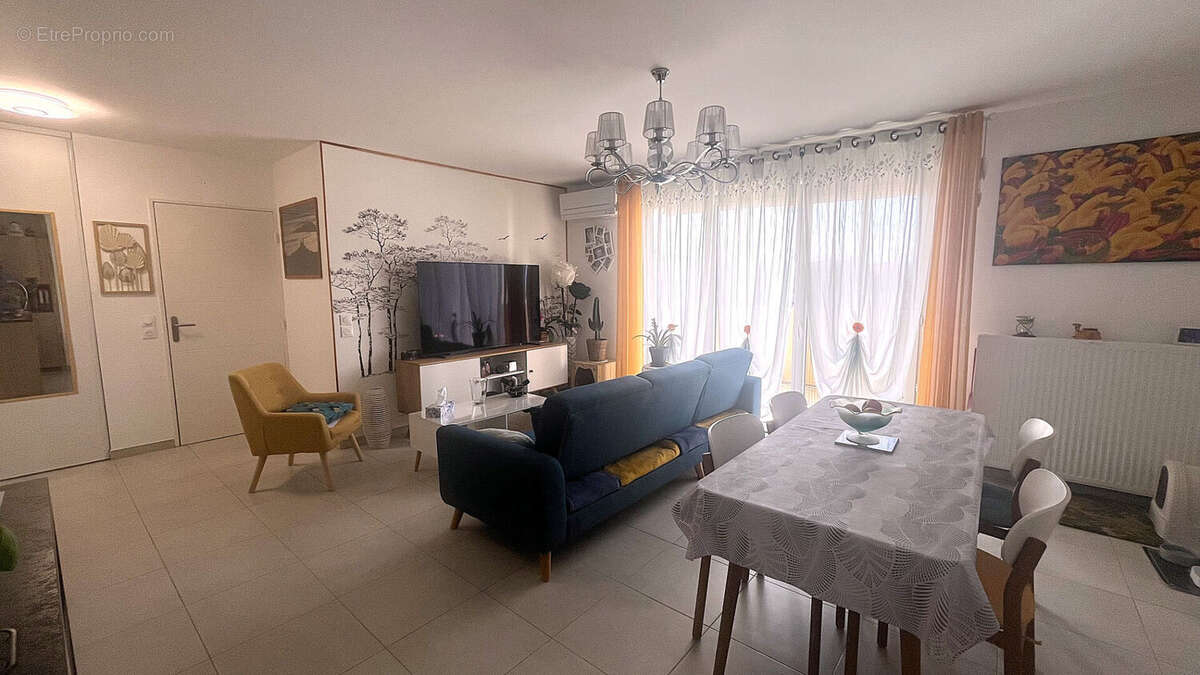 Appartement 3 pièces à vendre à Trets avec vue sur Sainte Victoire - photo 2