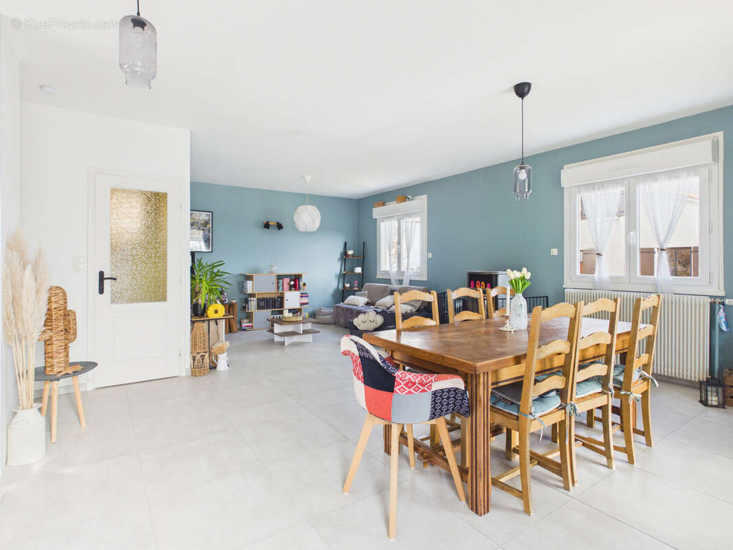 Maison à CUSSAC-SUR-LOIRE