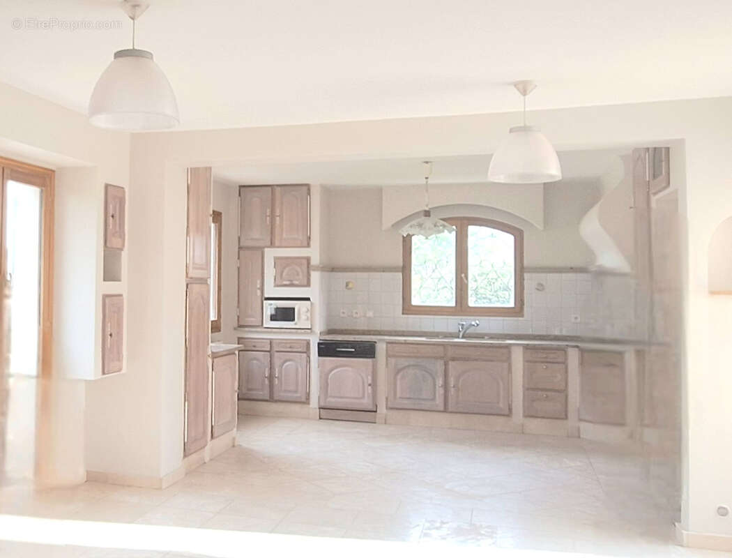 Maison à SAINT-CYPRIEN