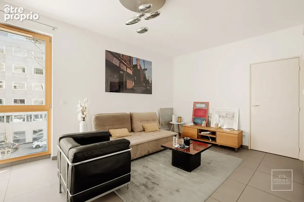 Lyon 6, saint pothin, immeuble standing, 46.74m², balcon - photo 2