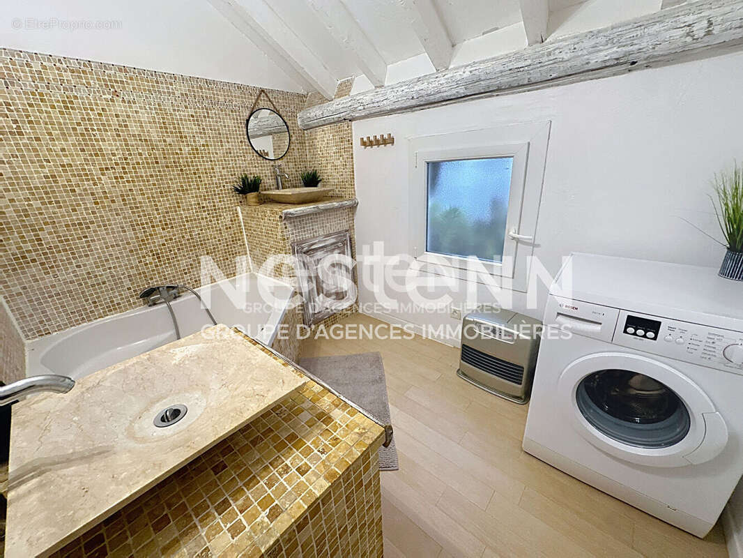 Maison à BELLEGARDE