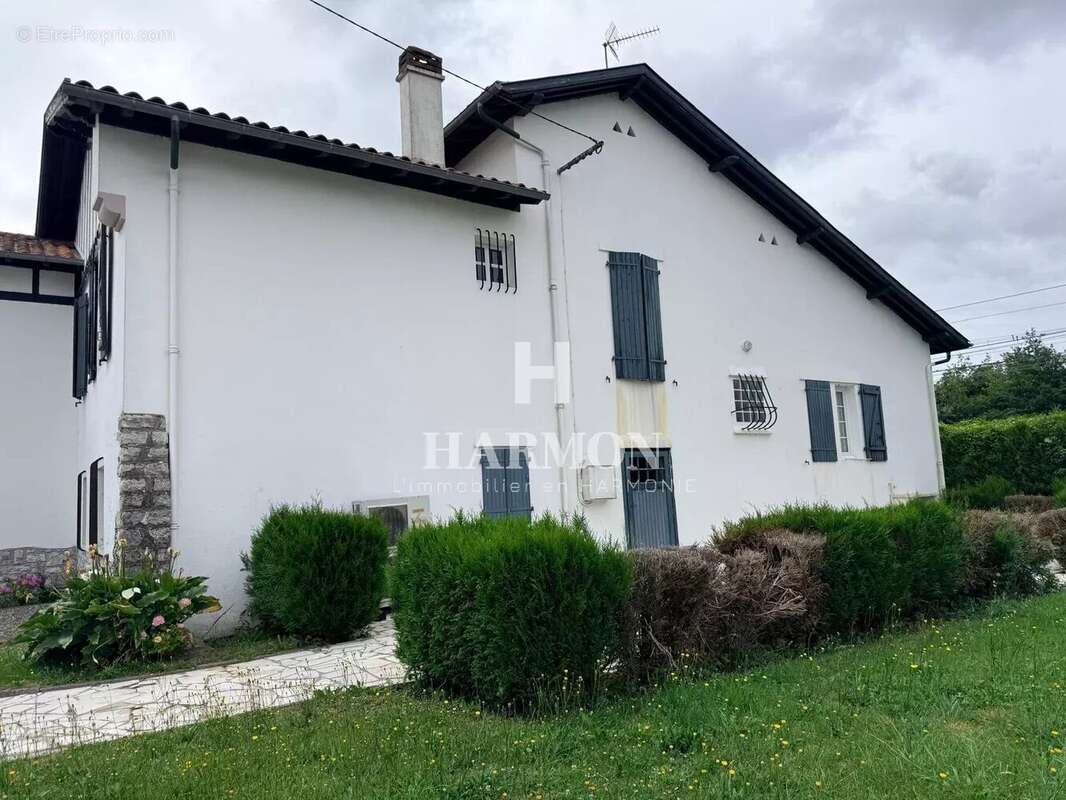 Maison à PUYOO